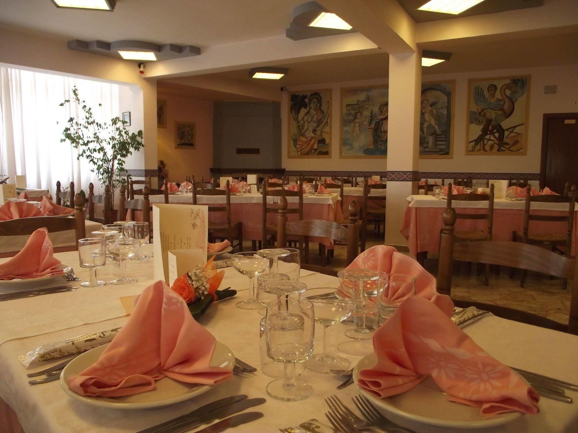 Hotel Ristorante Mosaici Piazza Armerina Luaran gambar